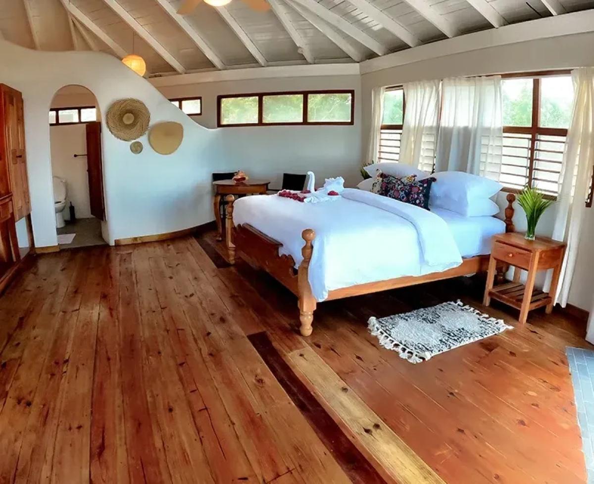 Private bedroom
